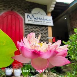 Mettaloka Guesthouse, hotell i Magelang