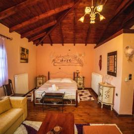 Ξενώνας Θόλος Βαλτεσινίκο, hotell sihtkohas Valtessiniko