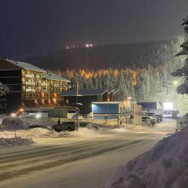 Levi Diamonds Luxury Private Jacuzzi & Ski-in&Out, hotel em Levi
