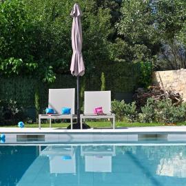 Villa Estatis, hotell i Prinés