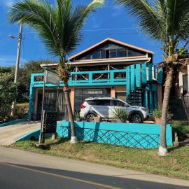 Uverito Sand Dollar B&B, hotel in Las Tablas
