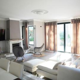 The Beachfront Villa by PikHost