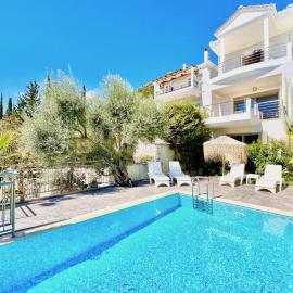 Luxury Villa San George with private pool by DadoVillas, hotel in Nydri