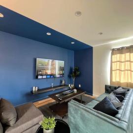 Trendy 2BR Near Hollywood Hotspots - BR9, hotel i Los Angeles