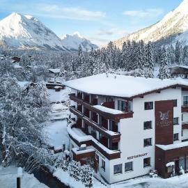 Hotel Alpennest - Mountain Hideaway in Leutasch, hotel a Leutasch