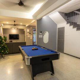 GEORGETOWN 18Px 5R4B V KTV & JACCUZI SPA & KIDS POOL & POOL TABLE NEAR USM & LAM WAH EE HOSPITAL & HAN CHIANG HIGH SCHOOL, Hotel in Gelugor