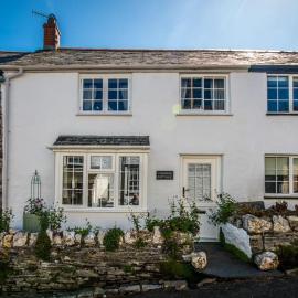 Boscastle Quaint Cornish Fishermans Cottage