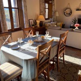 La Casita de Chocolate - Encanto Rural en Espinoso de Compludo - El Bierzo, hotel in Ponferrada