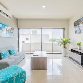 Lujoso Condominio Tiburon a 3 Cuadras de la Playa, hotel em Mazatlán