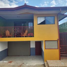 Peluza's place, hotel i Puerto Jiménez