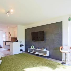 Ruhiges & gemütliches Apartment im Herzen von Hüde 300 m entfernt vom Dümmer See, hotell i Hüde