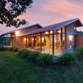 StayVista at Sunnyside Farmstay with Bonfire & Lawn, hotel in Andevanahalli