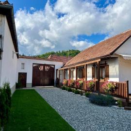 Casa Matteo - Rustic & cosy getaway in Zărnești
