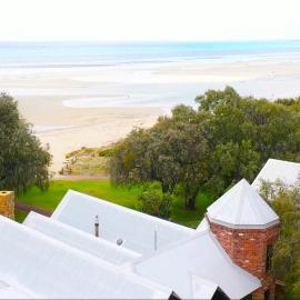 Beach House Dunsborough, hotel in Dunsborough