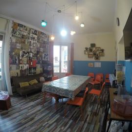 Home Genoa Hostel, hotel in Genova
