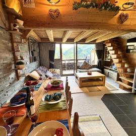 Chalet Flocon - luxury ski chalet by Avoriaz Chale, hotel in Avoriaz