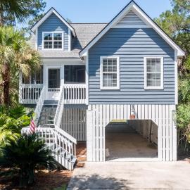 New Listing! Sleeps 10 on Harbor Island - Golf Cart Available for Rent