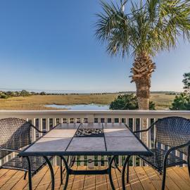 Bali Retreat: 180° Ocean and Hunting Island Deck Views