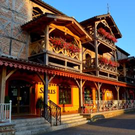 Les Saules Parc & Spa - Teritoria, hotel di Vonnas