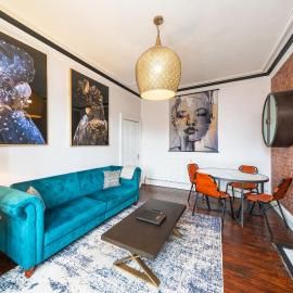 Central Apartment - Industrial, hotel a Blairgowrie