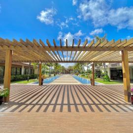 Viesnīca Incrível Resort Mandara Kauai - Porto das Dunas pilsētā Berra Bode