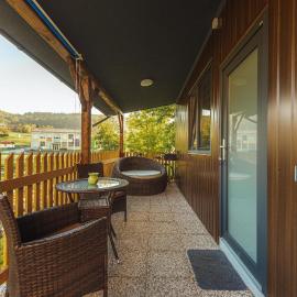 Holiday Homes I&G by the river next to Olimje