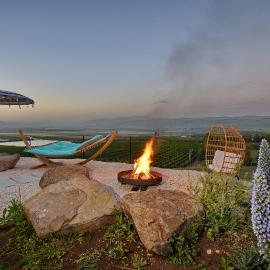 THE ALTA GALILEA - 2BRM WITH POOl/Amazing view/Gakuzi, hotel in Mishmār Hāyardin