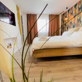 Cozy&Luxury Apartament, hotell i Focşani