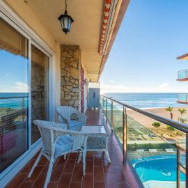 Hauzify I Apartament Llevant, hotel in Santa Susanna
