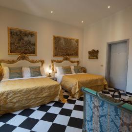San Giorgio Rooms, hotel in Genoa