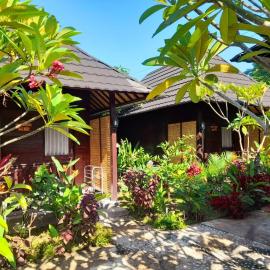 Puri Lestari Official, hotel in Sorongjukung