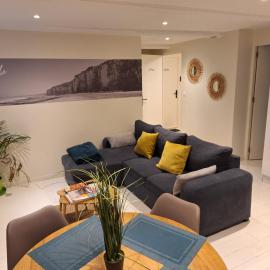 APPARTEMENT LE PHARE AU PIED DU PORT