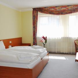 Hotel Hessischer Hof, viešbutis mieste Kirchhainas
