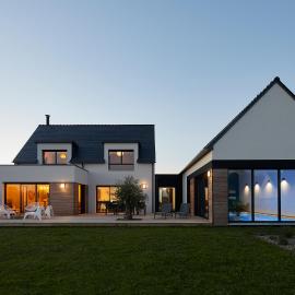VILLA k10