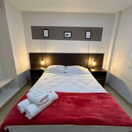 Viesnīca Apartamentos El Fortín pilsētā Sansalvadora de Huhuja