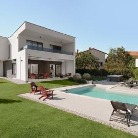 Villa Zen near Medulin for 8 people with wellness & sea view - only 1 km from beach, hotel di Vintijan