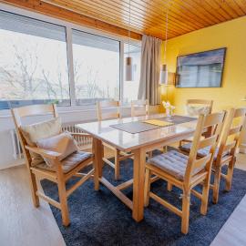 Ferienhaus Schöne Aussicht Ferienwohnung Gelb, hotel em Hemfurth-Edersee