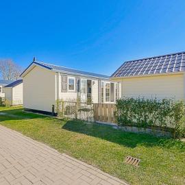 Chalet Luttikduin Nr 17 - Callantsoog aan Zee، فندق في كالانتسوج