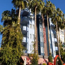Comfort Suites
