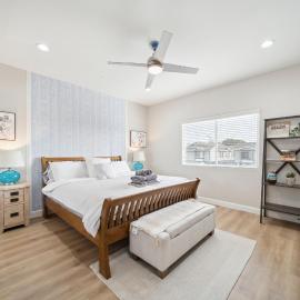 Amazing Value with High Comfort, 14 Guests for 4BR by Disneyland, Beaches, Rodeo 39 & More, hotel a Midway City