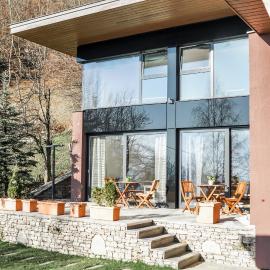 Hedona Vineyard Apartments