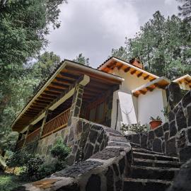 Los Azufres Spa Natural, khách sạn ở Los Azufres