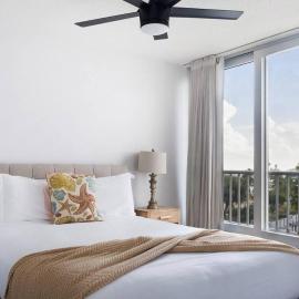 Media Luna Studio Oceanview Pool โรงแรมในซานฮวน