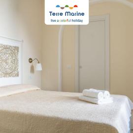Ochin de Ma, Terre Marine