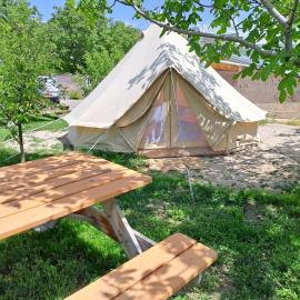 Camping 3 Gs, מלון בGoghtʼ