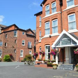 Westlynn Hotel & Apartments Free Parking Near Manchester Centre, hotell Manchesteris
