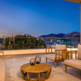 PIAZZA SUITES, khách sạn ở Lixouri