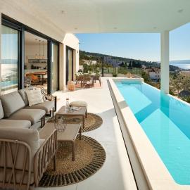 Villa Askana, 3 Bedrooms, 4 Baths, Infinity Pool, Whirlpool, Sea view, Outdoor kitchen, hotel di Jesenice