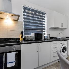 Stylish and Convenient 2BD Flat w/ Outdoor Space