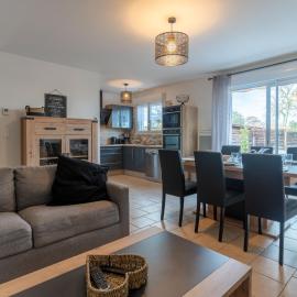 Maison Moderne 3* avec Jardin et Clim à Biscarrosse Bourg - Près des Pistes Cyclables et Plages - FR-1-319-533